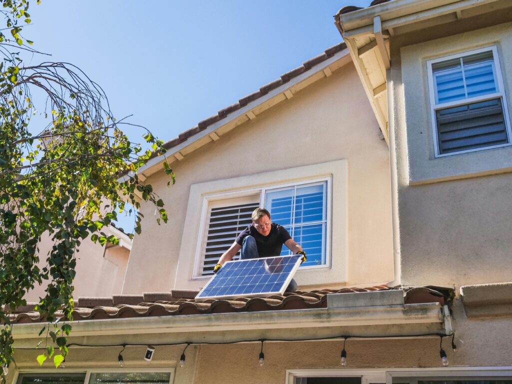 Solar Panel Installation Guide for Beginners | सोलर पैनल इंस्टॉलेशन गाइड 2025